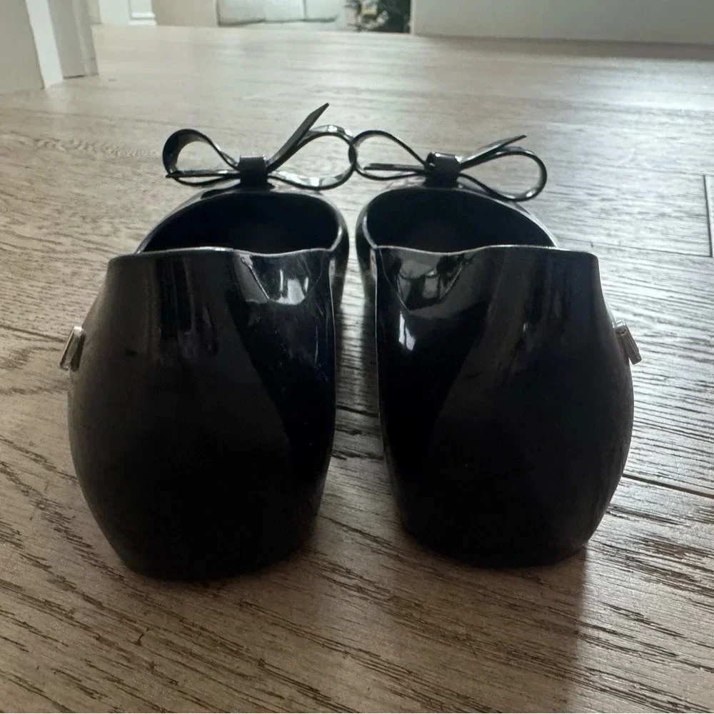 MINI MELISSA Ultragirl Bow girls size 1 New never worn